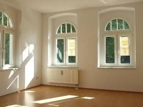 3-Zimmer-Wohnung mit BALKON, Gäste-WC in schöner Lage