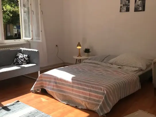 Amazing & great home in Moabit, Berlin - Amsterdam Apartments for Rent