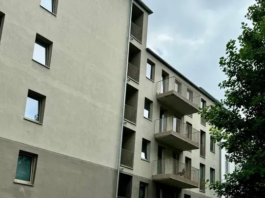 Awesome and bright Room in shared place(Niederschöneweide)