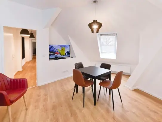 SERVICED APARTMENT: Newly renovated Rooftop apartment for 4 in Berlin Prenzlauer Berg