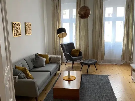 Furnished old building flat, completely new furnished with balcony., Berlin - Amsterdam Apartments for Rent