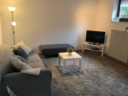 Quiet, fully furnished basement apartment in a family environment, Frankfurt - Amsterdam Apartments for Rent