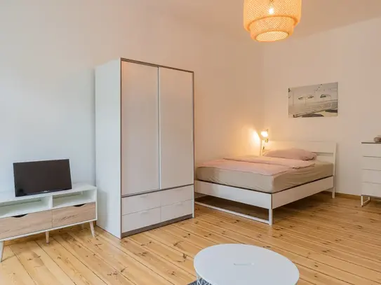 Beautiful one room apartment with balcony in Friedrichshain