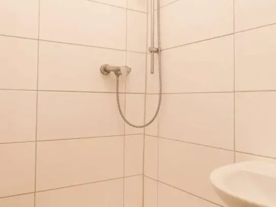 2-Zi-Wohnung auf 56m² mit Duschbad und Kellerraum!