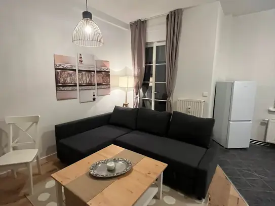 2 room apartment in Berlin Adlershof with parquet floor, balcony and fast WiFi, Berlin - Amsterdam Apartments for Rent