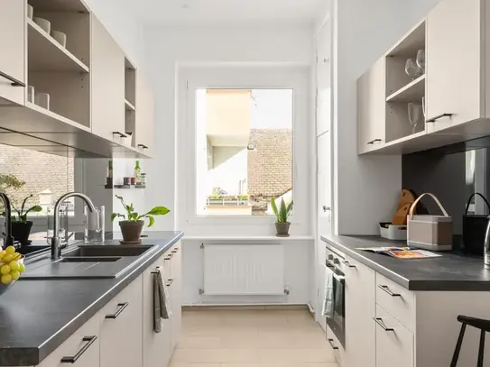 Exquisite, High-Quality Renovated Apartment in Neukölln, Berlin - Amsterdam Apartments for Rent