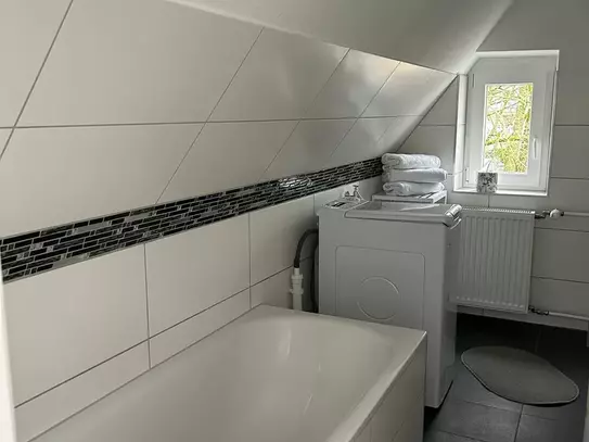 Neu teilsanierte- und renovierte möblierte Wohnung im Essener Süden!, Essen - Amsterdam Apartments for Rent
