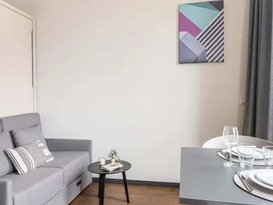 Lindenallee, Essen - Amsterdam Apartments for Rent