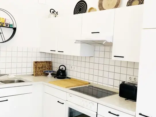 Berlin Mitte 3-room furnished design apartment