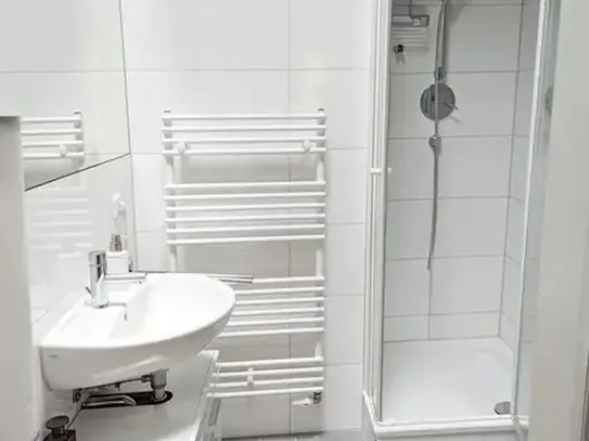 Neat, modern suite in Charlottenburg, Berlin - Amsterdam Apartments for Rent