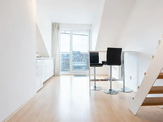 Modern & cute suite in Düsseldorf Inner City