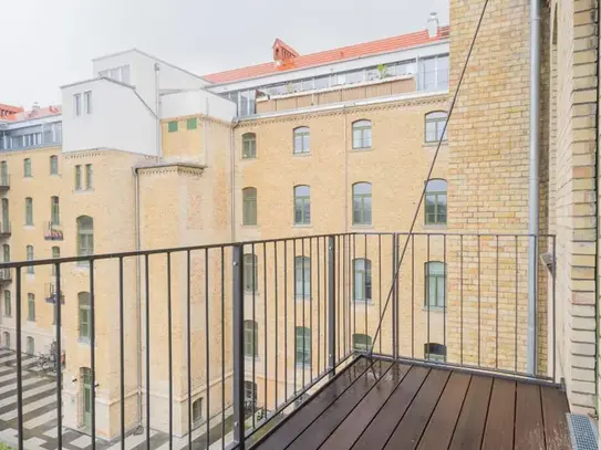 Generous apartment near Charlottenburg Palace, Berlin - Amsterdam Apartments for Rent