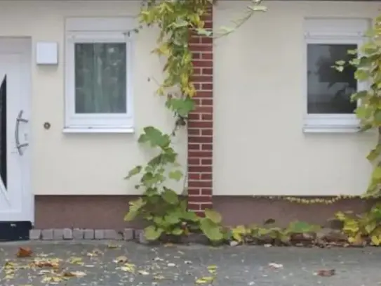 Bungalow with garden in the south of Berlin