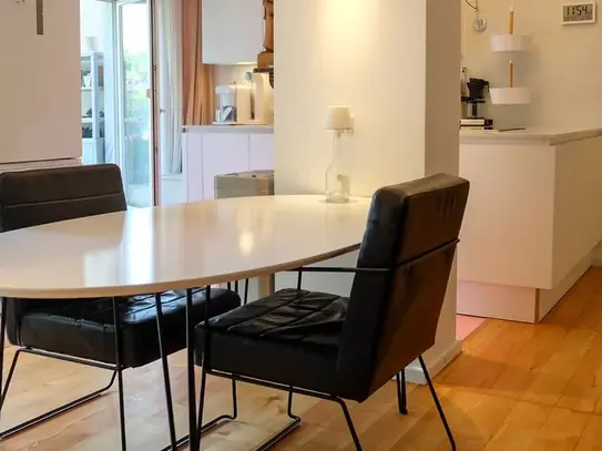 2 room apartment, home office, private water access, near Adlershof & BER, Berlin - Amsterdam Apartments for Rent