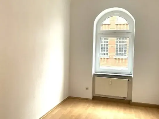 Geräumige 4 Zimmerwohnung - 540,00 EUR Kaltmiete, ca.91,50 m² Wohnfläche