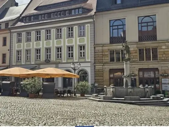 HÃ¼bsche Stadtwohnung mit Blick auf den Markt! WG mÃ¶glich!