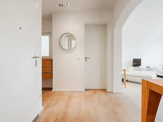 Renovated and modern 3-room roof terrace apartment with fireplace, Koln - Amsterdam Apartments for Rent