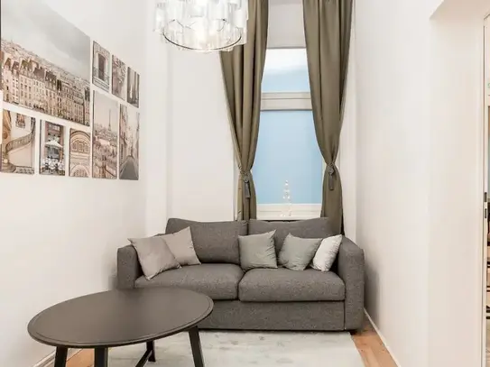 Spacious holiday apartment, fully furnished for 6 six people, making it the perfect place for families or groups to exp…