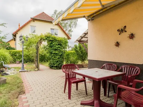 Comfortably furnished detached house in Berlin Biesdorf with south facing garden., Berlin - Amsterdam Apartments for Re…