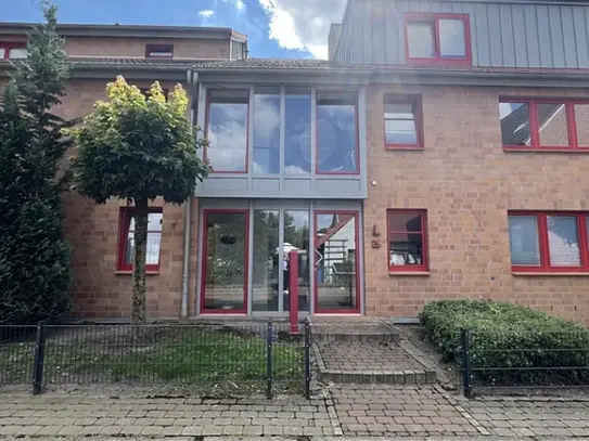 Schicke 3-Zimmerwohnung mit Loggia in Altstadtnähe!