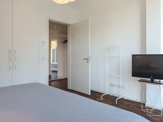 Beautiful 3-room apartment with a terrace and a view of the greenery in the middle of Kreuzberg, Berlin - Amsterdam Apa…