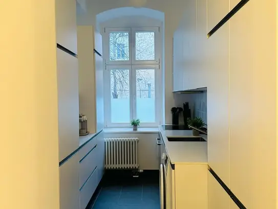 Beautiful, bright and modern 2 bedroom flat with high ceilings at Oderberger Straße, Berlin - Amsterdam Apartments for…