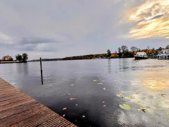 Wassergrundstück - möbliertes Wohnen - 3 Zimmer am Seddinsee