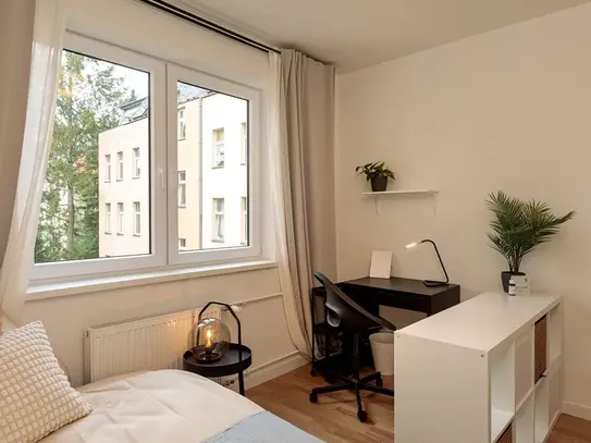 Fully furnished flat close to FU Berlin