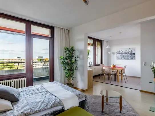 Neat, bright suite (Frankfurt am Main)