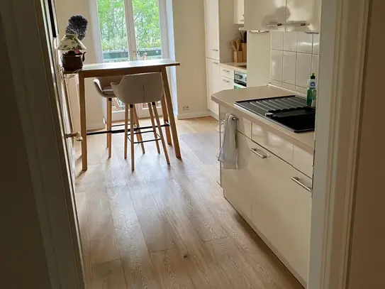 3-bedroom Altbau apartment in Prenzlauer Berg, Berlin - Amsterdam Apartments for Rent