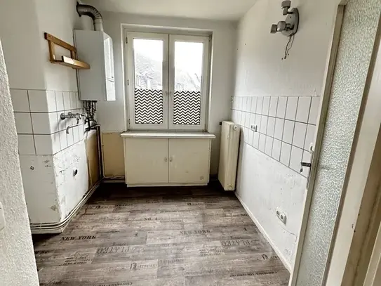 GEPFLEGTE 3,5 Zimmer Wohnung mit Balkon in Duisburg-Neudorf !!!