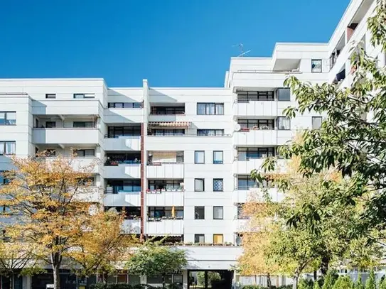 Gemütliche Wohnung mit Balkon Grenze Großziethen mit Mietfreiheit