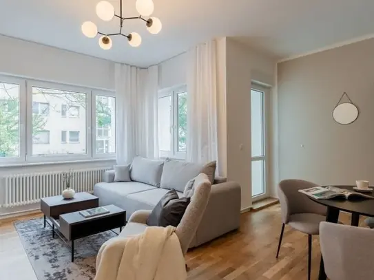 Brand new furnished 1 bedroom apartment with balcony in Lankwitz