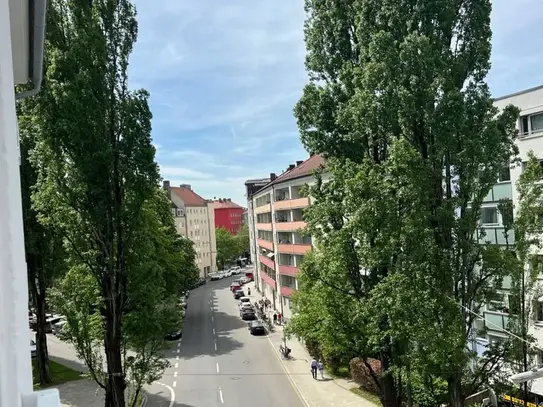 Bright, wonderful apartment in München