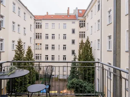 Wonderful newly furnished studio in fantastic loaction in Prenzlauer Berg (Berlin)