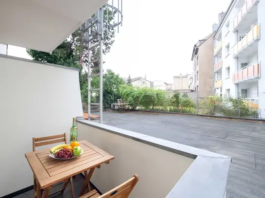 *****Modern, bright apartment in top location*****