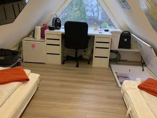 Tiny, smart, cosy, easy, privat access + bathroom