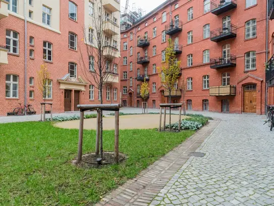 Beautiful, lovingly furnished studio flat in Prenzlauer Berg (Berlin)