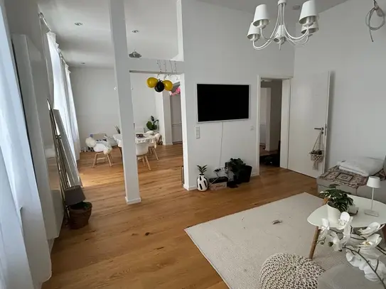 Great Flat in Frankfurt banking area, 5 Minutes Walk to Opernplatz