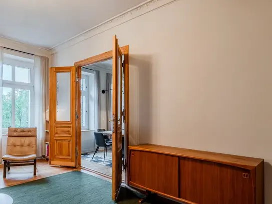 Spacious Studio near Park in Kreuzberg