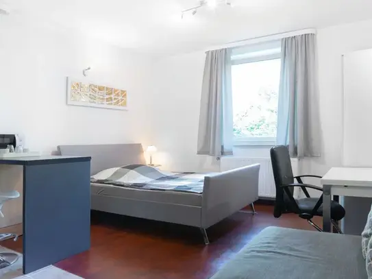 Neat Apartment In Düsseldorf, Dusseldorf - Amsterdam Apartments for Rent