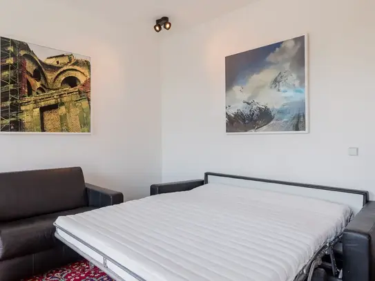 Gorgeous & spacious suite located in Berlin-Tiergarten