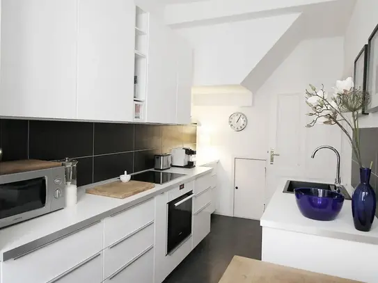 767 | Beautiful maisonette apartment with 2 bedrooms in Mitte