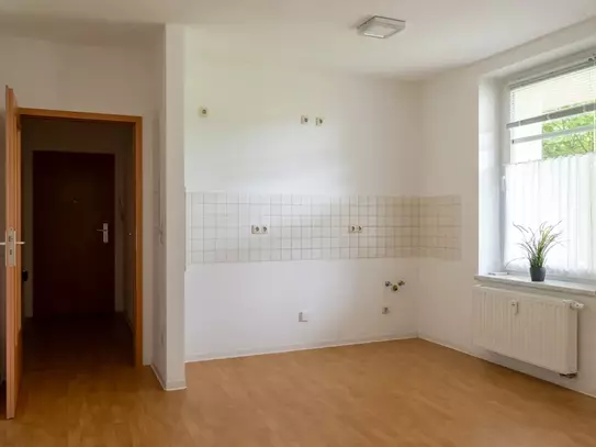 Sanierte, seniorengerechte 1-Raum-Wohnung mit Laubengang zu vermieten