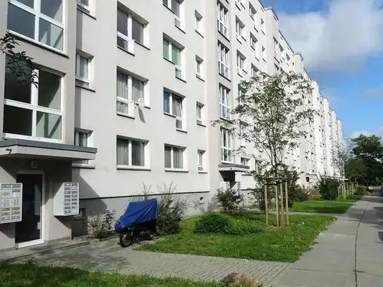 Bright Studio Apartment for Rent in Dresden