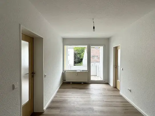 Helle, neu renovierte 3-Zimmerwohnung ca. 82m² mit Balkon in Dortmund-Marten zu vermieten!