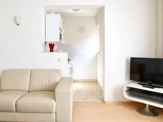 Cozy, perfect flat near Friesenplatz, Koln - Amsterdam Apartments for Rent