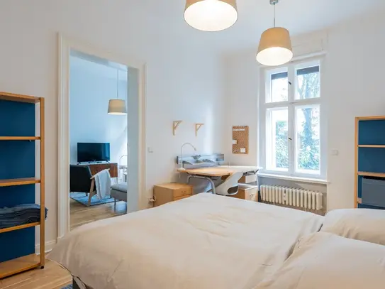 Modern 2-Bedroom Apartment in Kreuzberg, Berlin with a Terrace