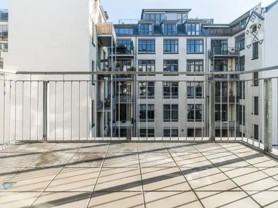 1-BEDROOM APARTMENT IN THE TRENDY AREA OF FRIEDRICHSHAIN, Berlin - Amsterdam Apartments for Rent