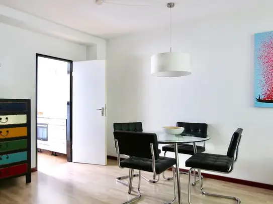 Bright and modernly refurbished apartment near Chlodwigplatz, Koln - Amsterdam Apartments for Rent